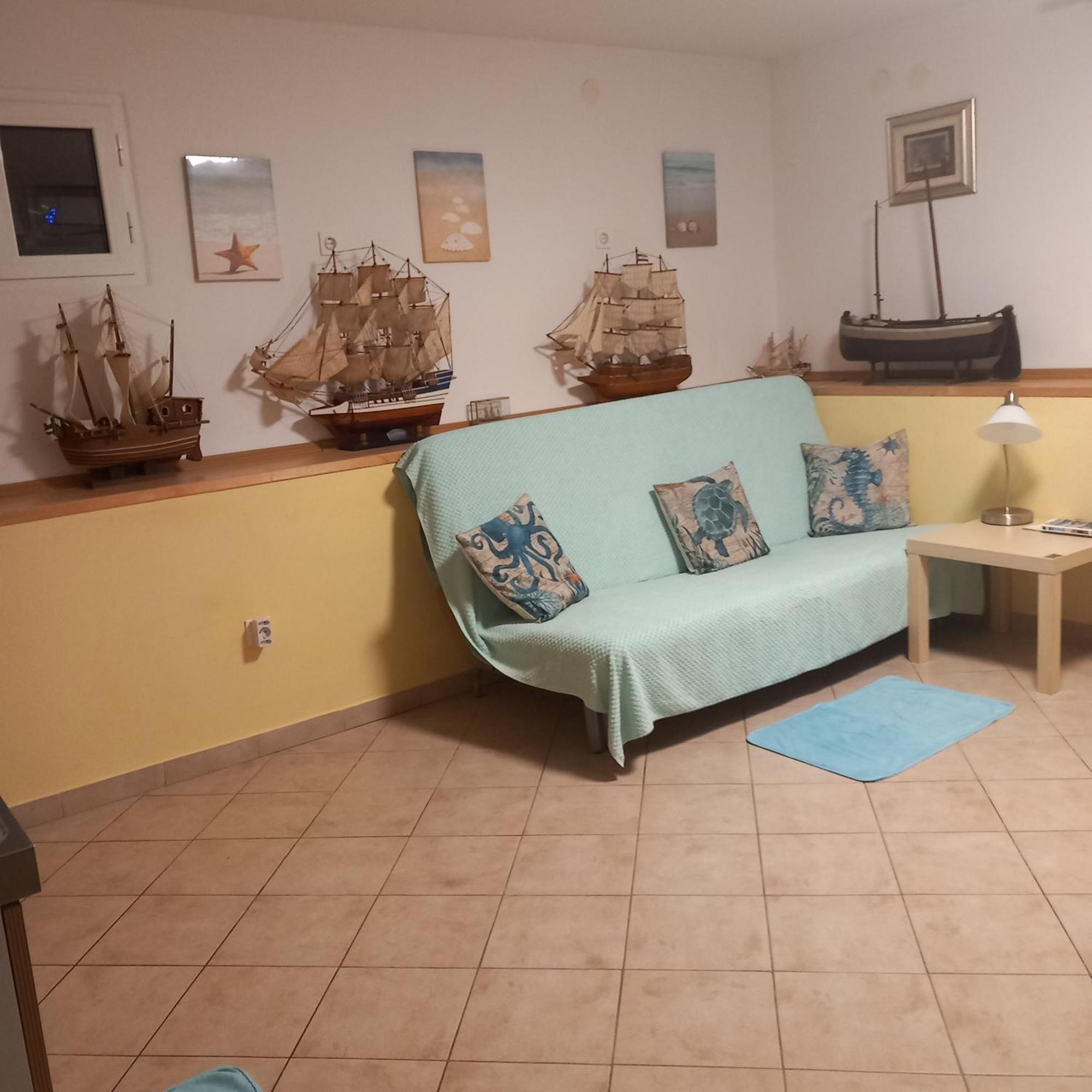 Apartmani Bozic-Omišalj Exterior foto
